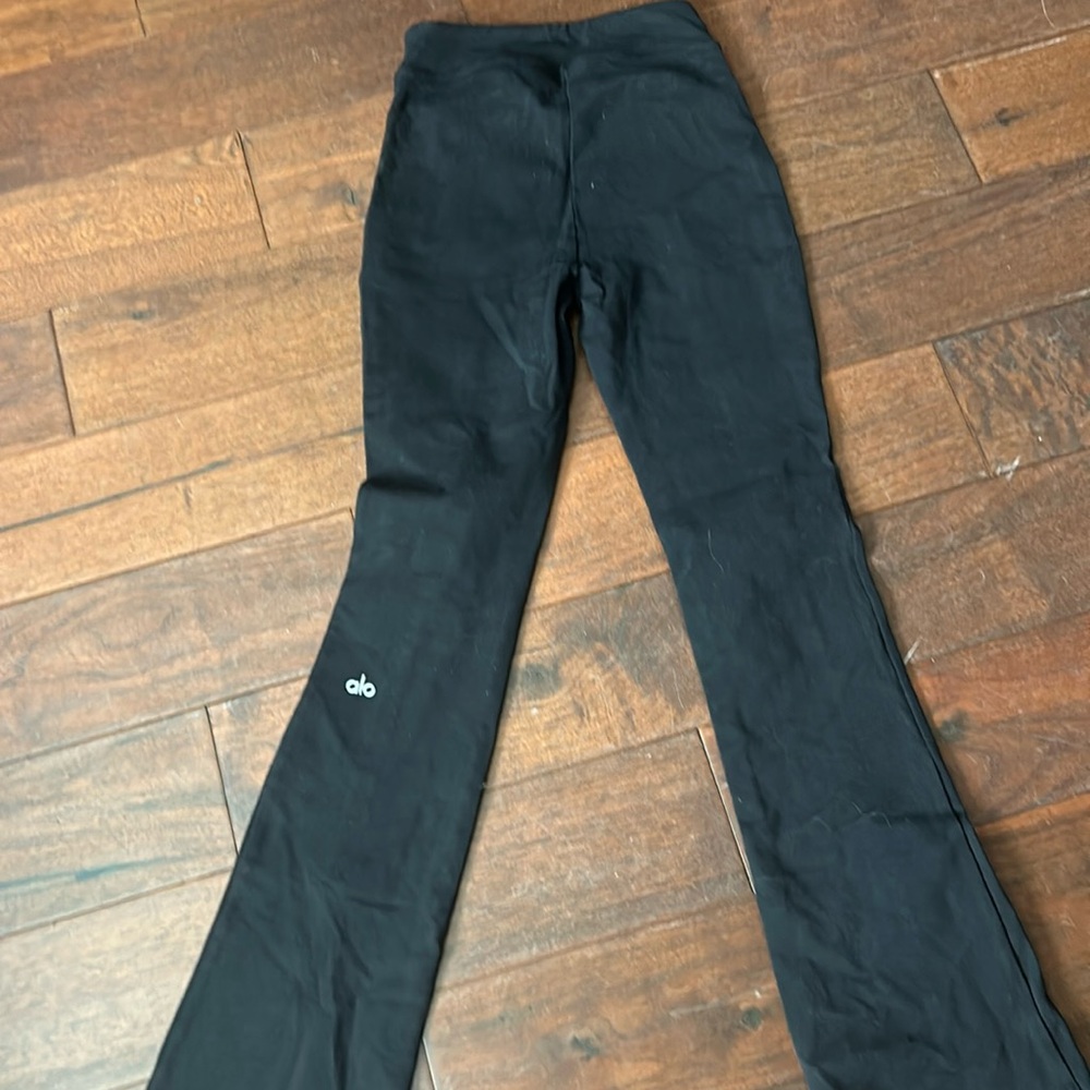 Ali yoga pants